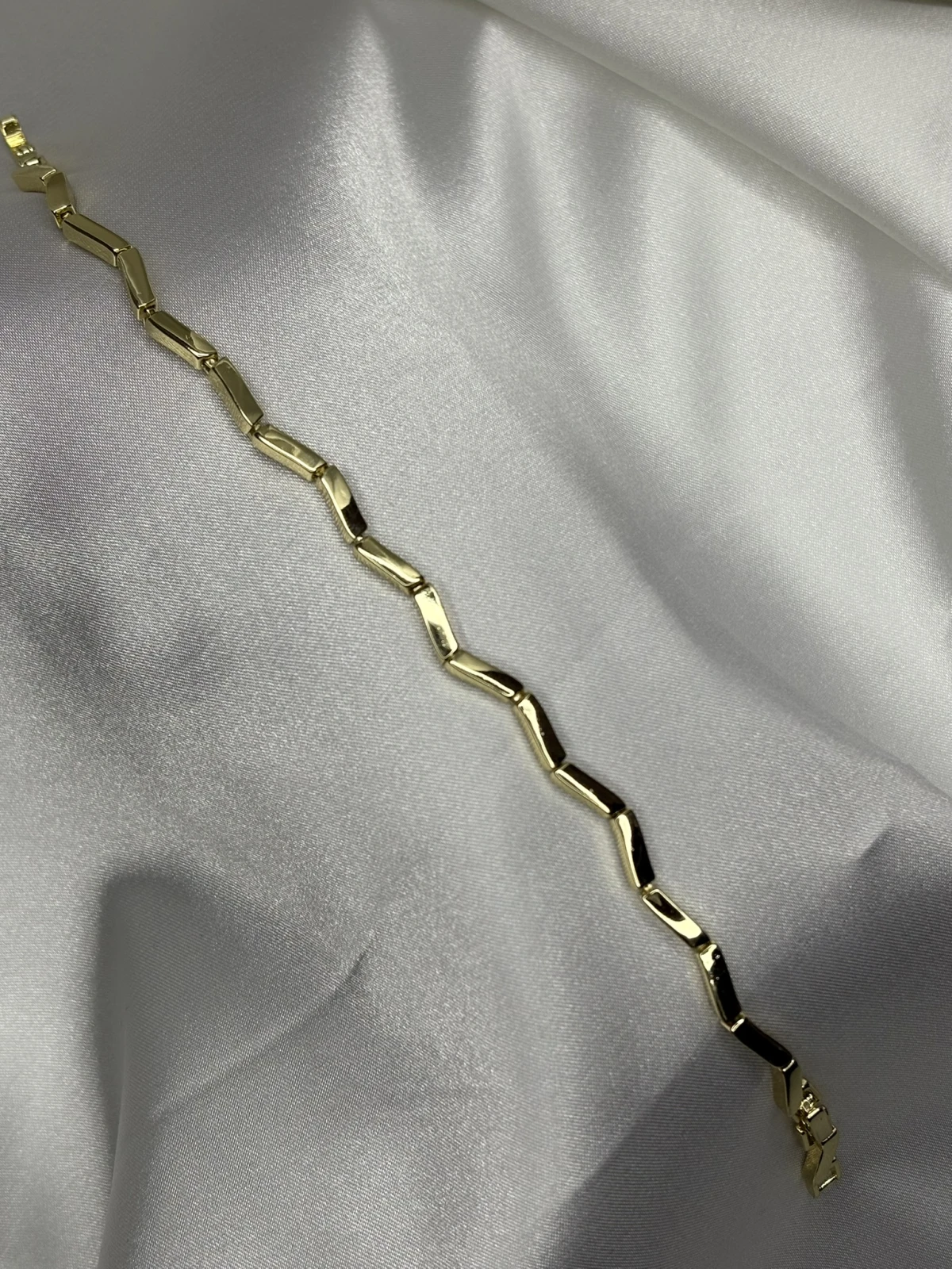 Zigzag Model Bileklik